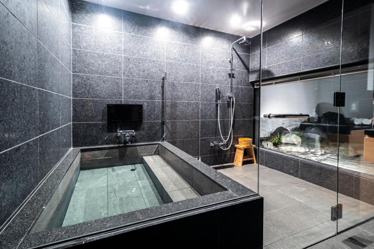 Kyoto Shijo Takakura Hotel Grandereverie Екстер'єр фото