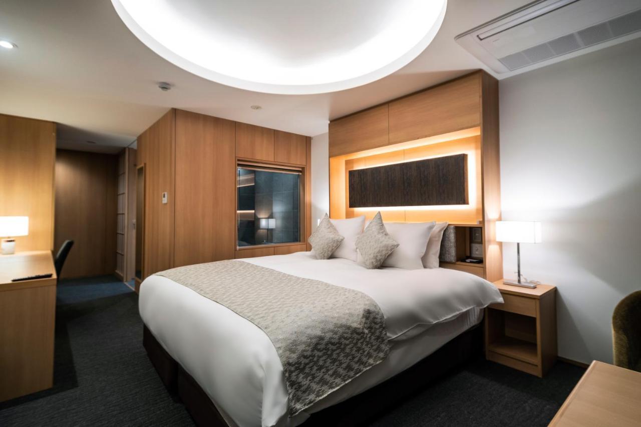 Kyoto Shijo Takakura Hotel Grandereverie Екстер'єр фото