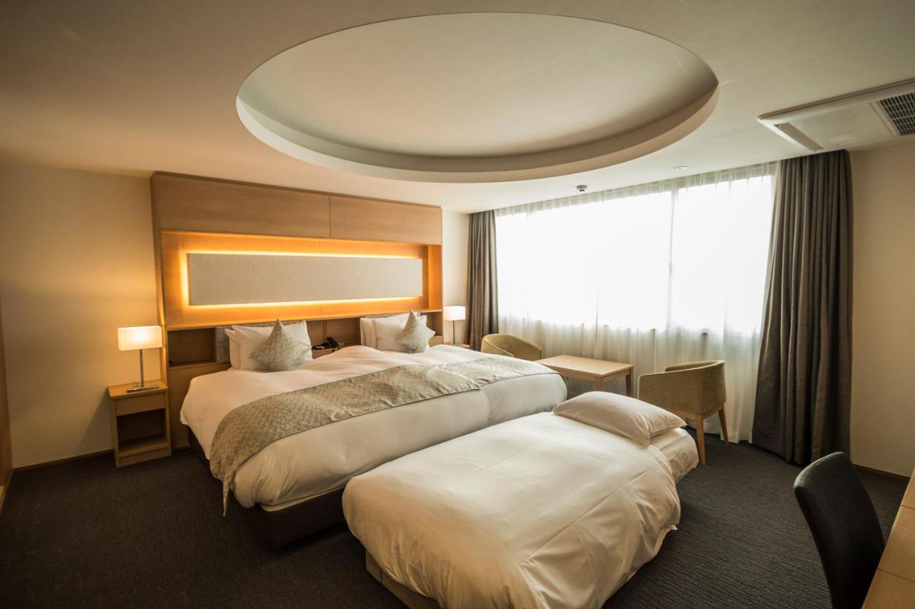 Kyoto Shijo Takakura Hotel Grandereverie Екстер'єр фото